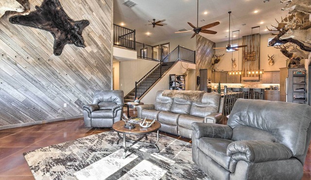 Kansas Hunting Lodge: Pets & Large Groups Welcome!