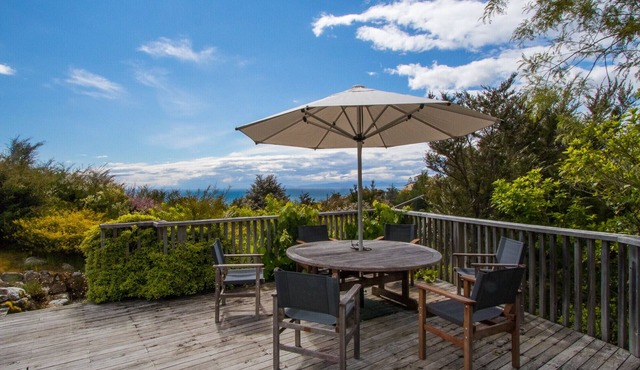 Kanuka House - Kaiteriteri Holiday Home
