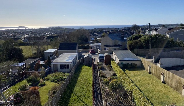 Kaolin Cottage by StayStaycations