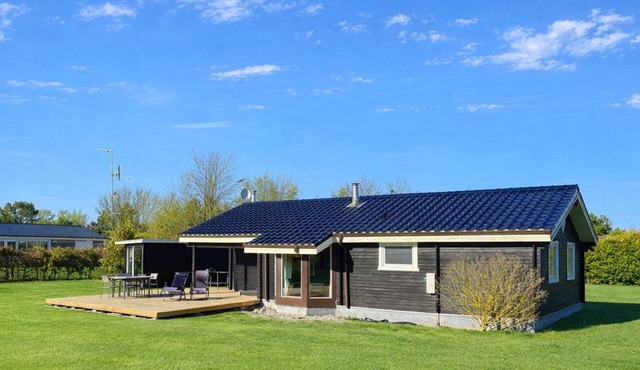 "Karanfilka" - 900m from the sea by Interhome