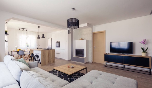 Karlo Apartment with pool*