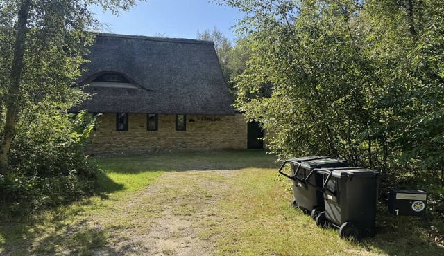 "Karmen" - 1km from the sea by Interhome