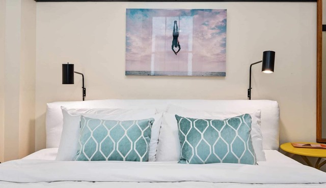 Kasa | Atrium Studio in East Liberty Neighborhood | The Maverick