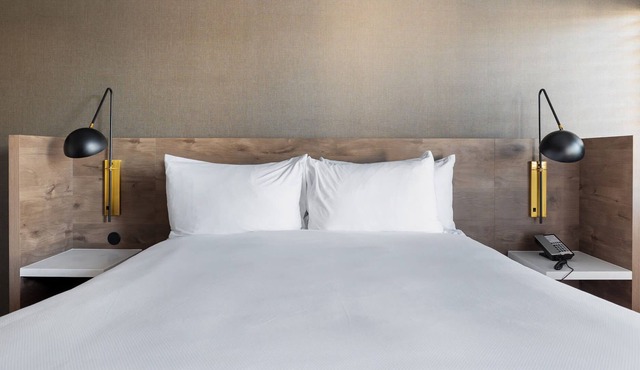 Kasa The Catrina | Contactless Studio in San Mateo