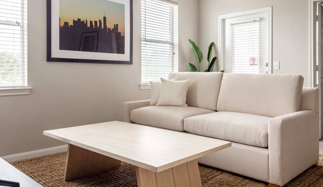 Kasa | Welcoming 1BD in South Houston | Pearland