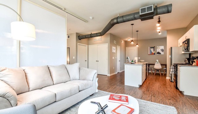 Kasa | Welcoming Studio + Amenity Access | Plano