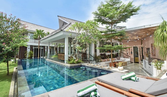 Kasianda Estate - Twelve Bedroom Villa, Sleeps 24