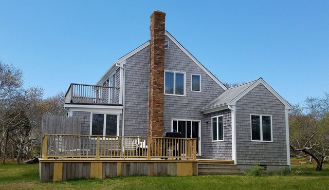 Katama Bay - South Beach home - walk to beach!