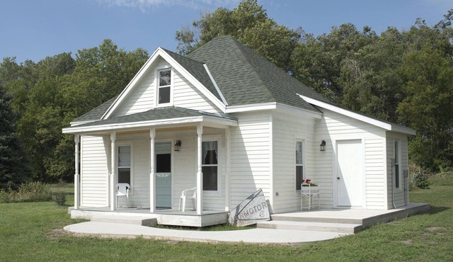 Kate's Cottage On The Historic Peterson Farm