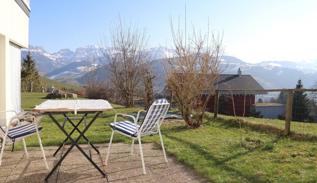 Kätes apartment with sun terrace