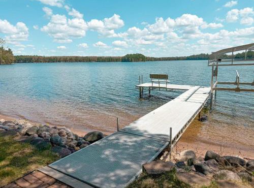Katherine Lake Lodge