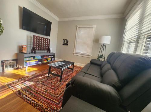 Katherine's Cozy Bungalow