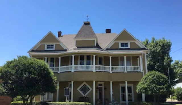 Kathleen Suite at the Captains House