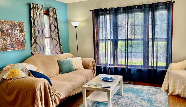 Katie's House- A Columbus Clintonville VRBO House