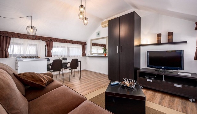 KATORO Privacy in the centre of events