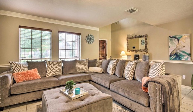 Katy Family Home Less Than 30 Miles to Downtown Houston!
