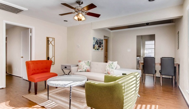 Katy Trail Cosy and Elegant