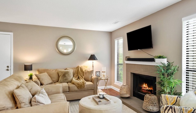 🎗Katytrail/Pet friendly❤/St.Charles/PowerPlex/St.Louis/Winery🐕👍🏼/Fireplace