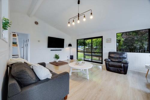 Kawaha Corner - Minutes from Skyline Zorb & more