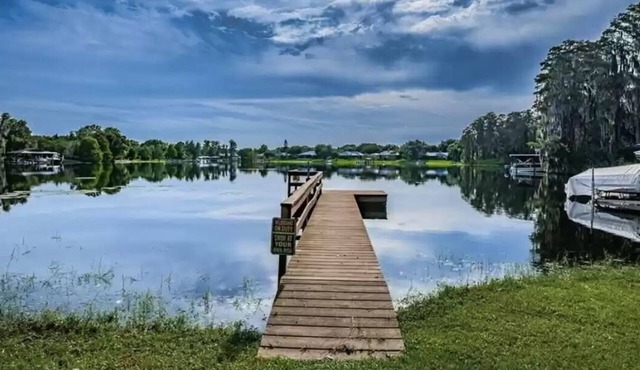Kayaks, Canoe, Private Lake Community