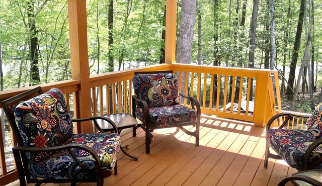 *Kayaks/SUPs * Coffee Bar * Fire Pit*