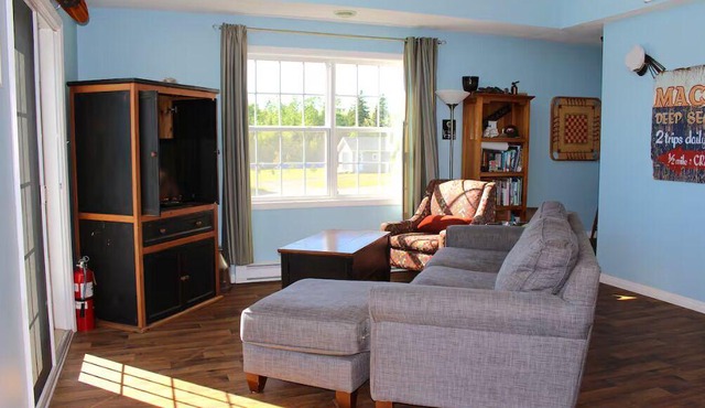 Kayes Cottage – Brudenell Riverfront Chalet Perfect for Family or Golf Getaways