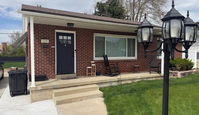 Kaysville Kottage: Family-Friendly 4-bedroom House with Fire Pit