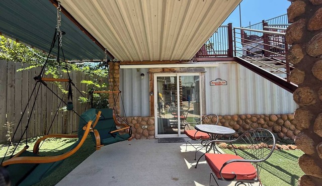KB Book Fort Sill Tiny House, Slps 4 1BR/1BA.