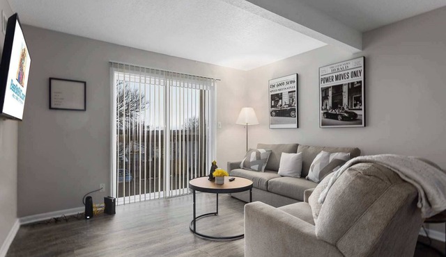 KC Apartment: Family-Friendly with Free Parking!