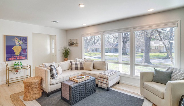 KC Home Base Near Arrowhead & Meadowbrook Park
