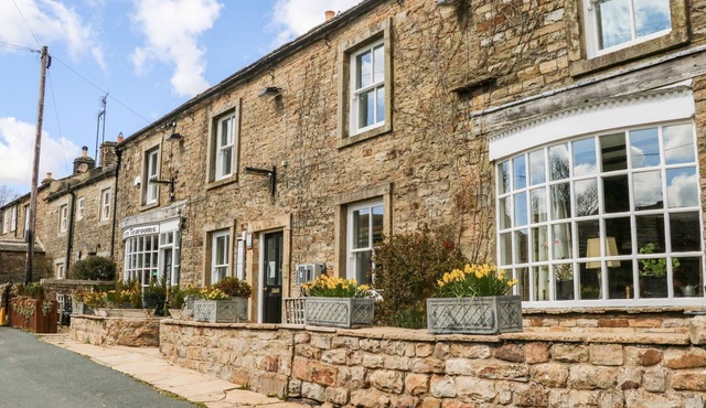 KEARTON SHUNNER FELL, pet friendly in Muker