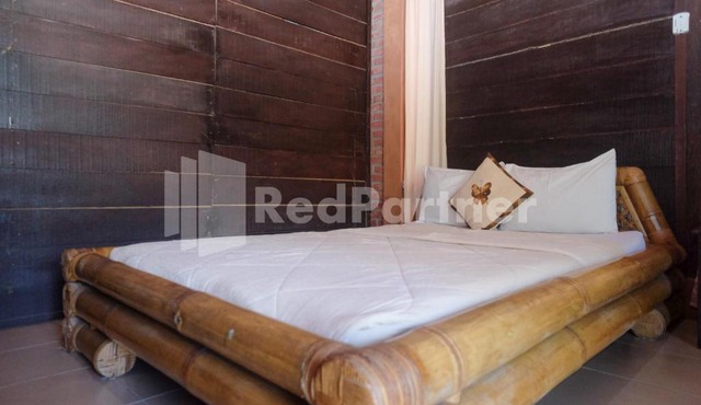 Kebon Krapyak Cottage Syariah Mitra RedDoorz near Stadion Maguwoharjo