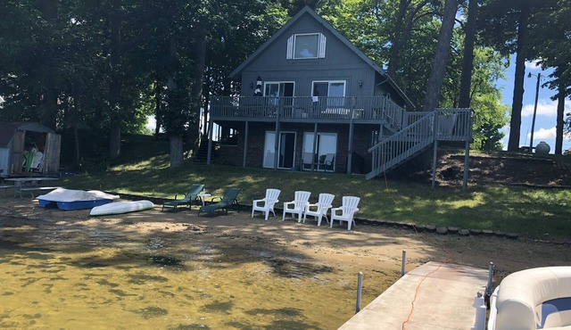 Keeler Lake retreat with private beach!