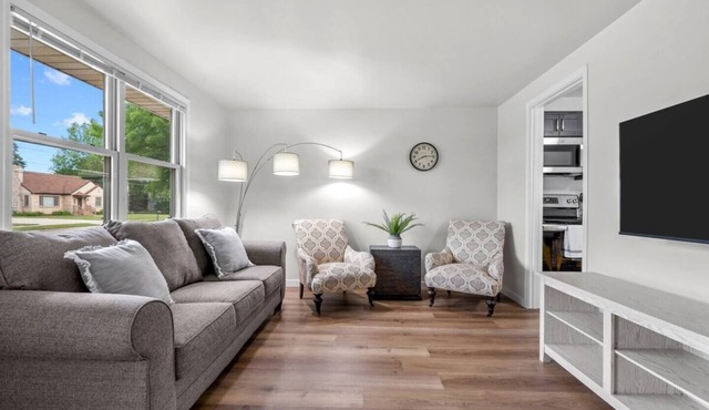 Keep it simple at this peaceful and ceCentrally Located in the heart of E Depere