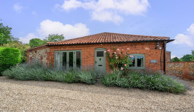 Keepers Cottage - Three Bedroom House, Sleeps 6