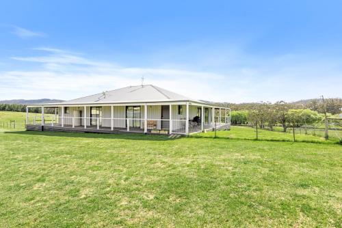 Kelly Creek Farm - Tolmie - Sleeps 10