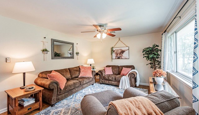 Kelly`s Comfortable Quinton Home