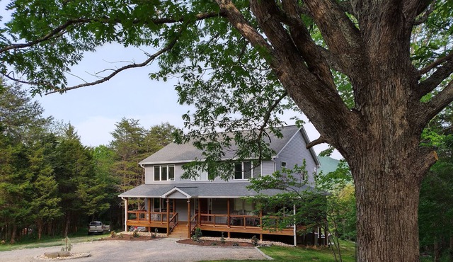 Kelly's Retreat- Mountain Getaway, Entire Home