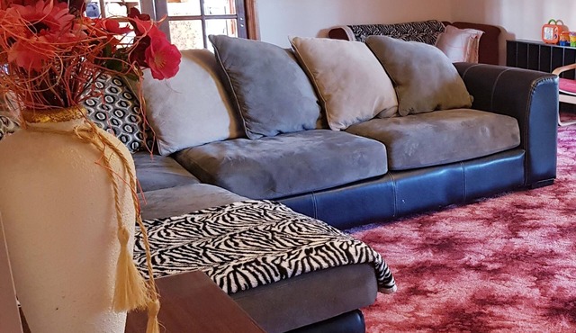 Kellys Roomstay Bedroom 1