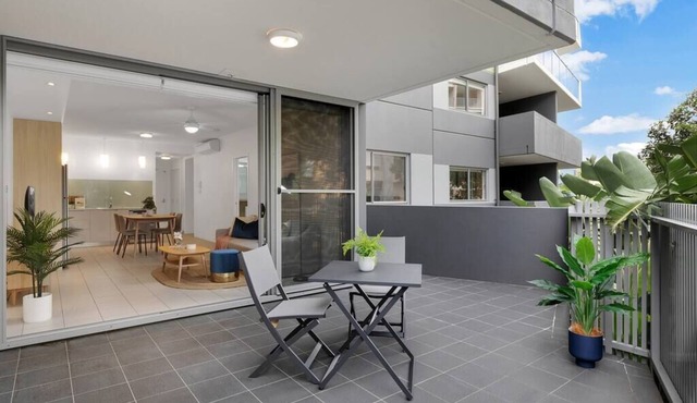 Kelvin Grove - Two Bedroom Apartment