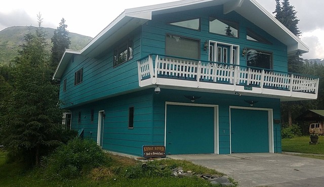 Kenai River B-n-B Vacation Rental Home