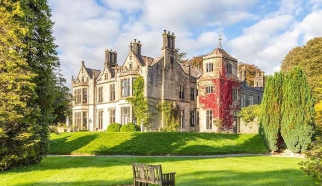 Kendal - Summerlands Hall Gothic Apartment