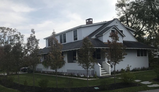 Kennebunk Perfection - Steps to the Beach & Ocean Views Galore!