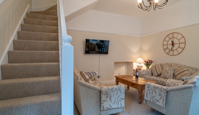 Kent Cottage - Town centre with parking (Dog-friendly)