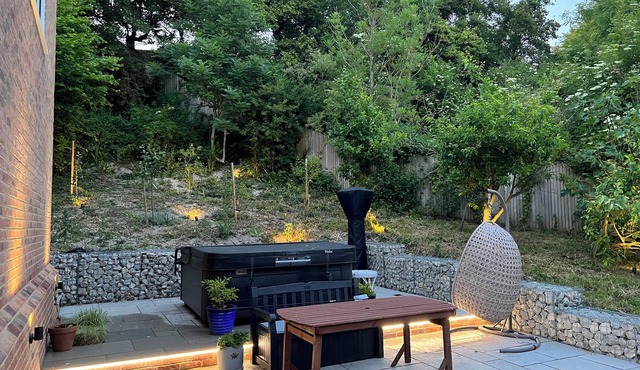 Kent Downs Love Nest