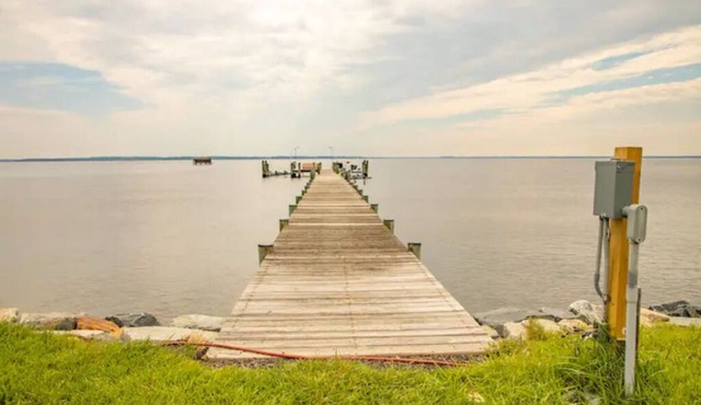 Kent Island Waterfront Cottage