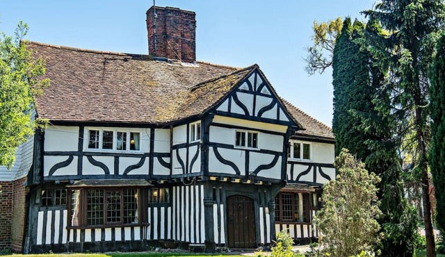 Kent - Malt House Beautiful Tudor Cottage