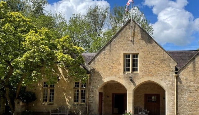 Kents Cottage, Orchardleigh Estate