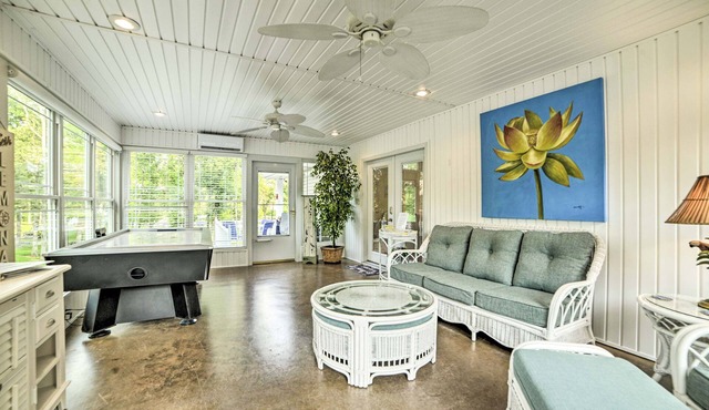 Kentucky Lake House with a Great Outdoor Space!