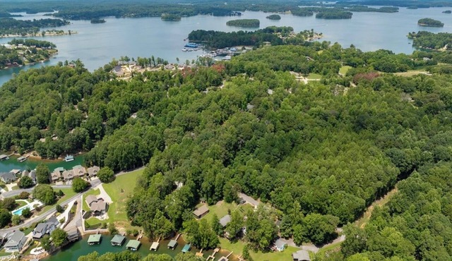 Keoweenie Lake Side Cottage